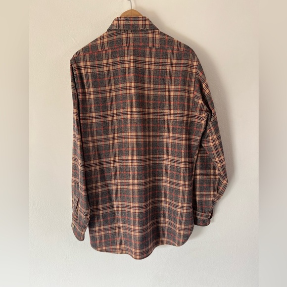 Pendleton Vintage 100% Virgin Wool Tan Red & Blue Plaid Button-Up Collared Shirt - Picture 7 of 11